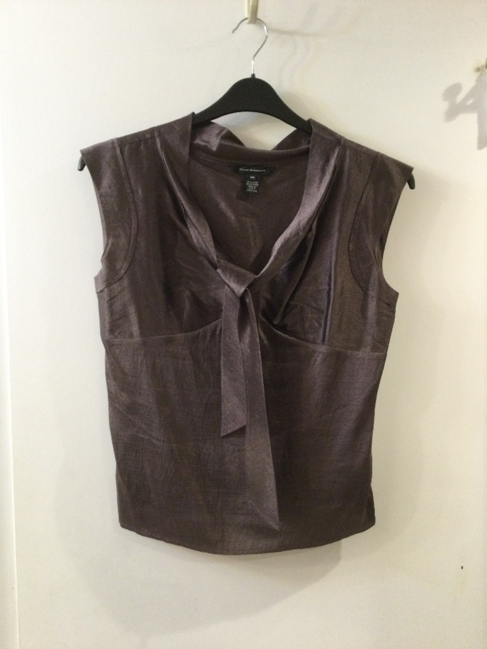 Club Monaco Viscose Blend Sleeveless Blouse Top S/ M Fitted Dusty Plum Vintage